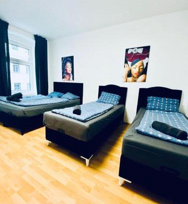 Thurygrund Apartamento | Comfy 3BR Apt for Groups, 10-Min to Währinger Park