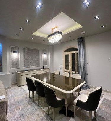 Faisal Apartamento | Comfy and spacious two bedrooms apartment - 5 mins drive from bus station