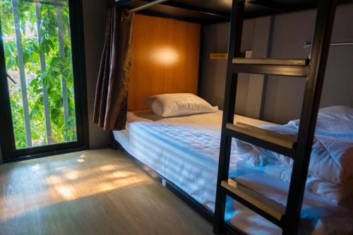 Phra Nakhon Hostal | Comfy Bed Hostel