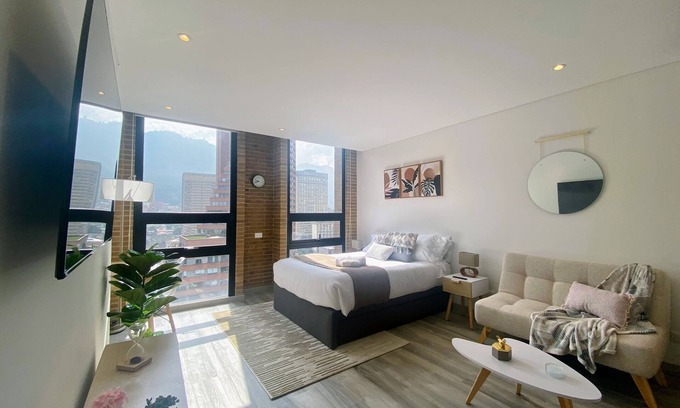 Centro International Apartamento | Comfy & central studio with wonderful view