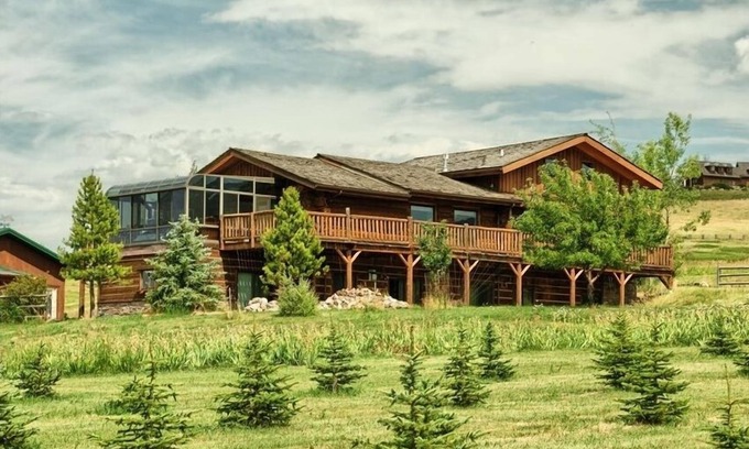 Bozeman Condominio | Cómodo Country Condo en 10 acres entre Bozeman y Big Sky
