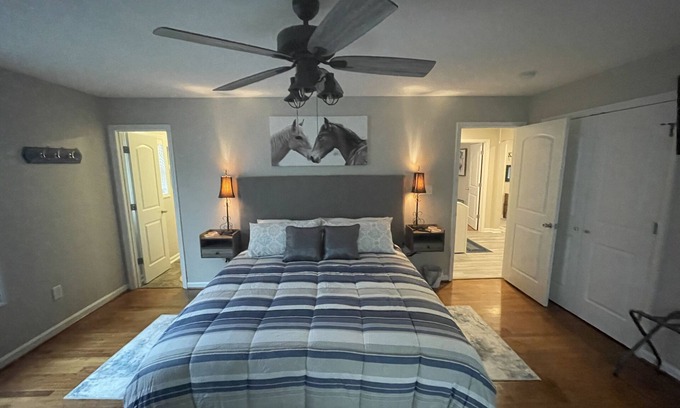 Hazel Green Casa | Comfy Country Home w/ 3 KING Beds!