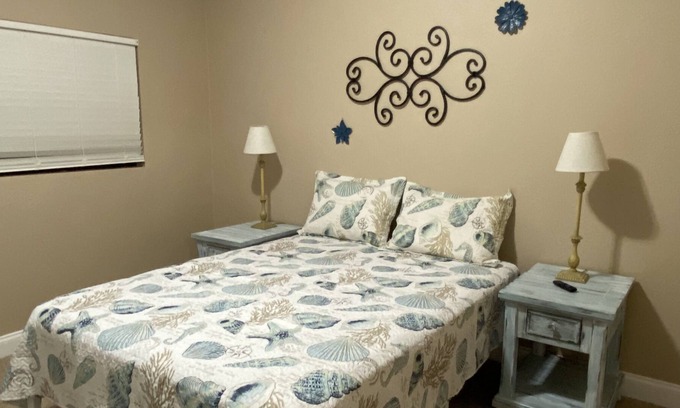 South Daytona Condominio | Comfy&Cozy Daytona Oasis Retreat