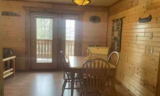 Warrens Cabina | Comfy cozy log cabin, spectacular view.