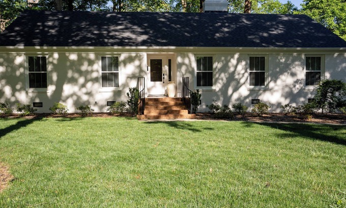 Green Valley Casa | Comfy family or multi couple retreat. Near Friendly Center, Tanger, Downtown!