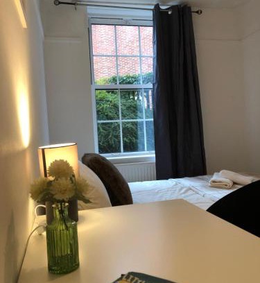Kentish Town Casa | Comfy Private Bedrooms near O2 Forum Kentish Town, Camden
