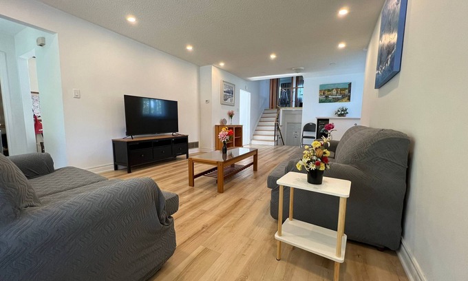 Agincourt Casa | Comfy rooms near Agincourt Go