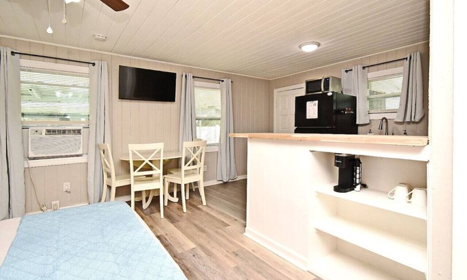 Winter Garden Apartamento | Comfy Studio Apartment