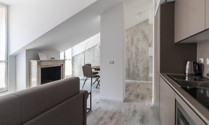 Guastalla Apartamento | Commenda 35 B
