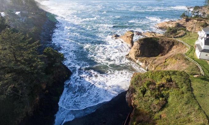 Depoe Bay Condominio | Commodore 1