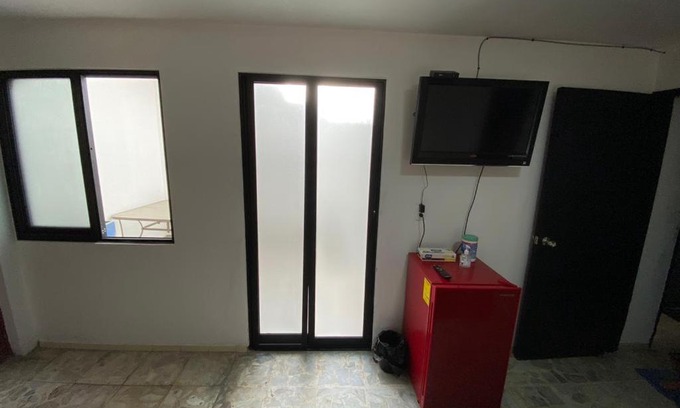 Jardines de San José Casa | Comodas Habitaciones a 5min de la expogdl
