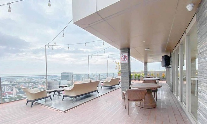 Semarang Apartamento | Compact and Nice Combined Unit 1BR Apartment at Warhol (W/R) Residence