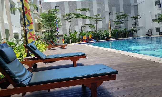 East Jakarta Apartamento | Compact Studio Signature Park Grande Apartment Mt. Haryono