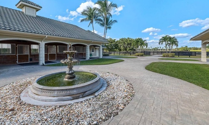 Wellington Apartamento | Competitively Price 1BR Apartment on Luxury Equestrian Estate