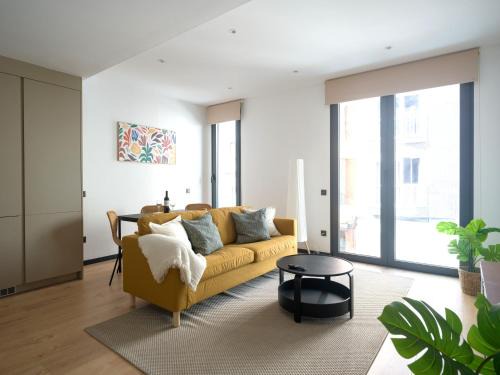 Las Palmas de Gran Canaria Apartamento | Completo Apartamento con gimnasio cerca playa Las Canteras A1D
