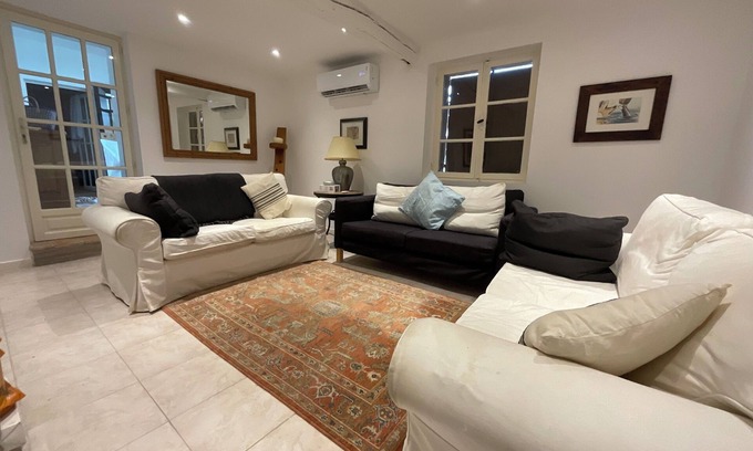 Armillac Casa | Completely refurbished house with swimming pool and jacuzzi with covered terrace