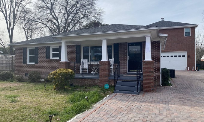 Rosewood Casa | Completely remodeled home near Fort Jackson and USC