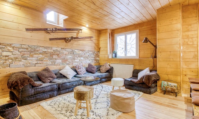 Cauterets Casa | Completely renovated townhouse that can accommodate 8 to 12 people