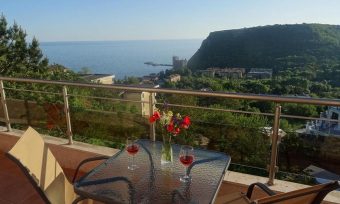 Kavarna Apartamento | Complex Karia I