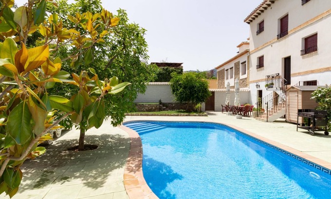 Melegis Cabaña | Complejo de 3 apartamentos con piscina,