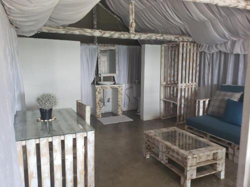 Zitundo Otro | Complexo Baleia Azul Camping