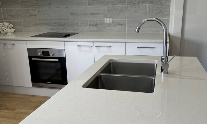 Swansea Casa | Lakeside cottage swansea