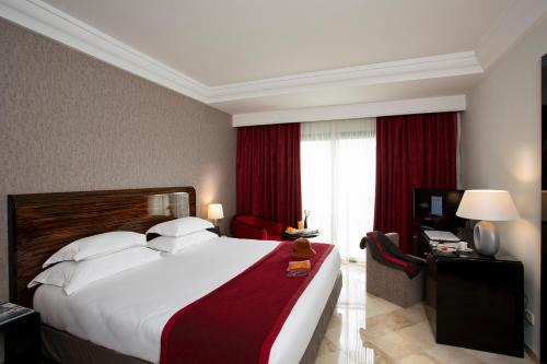 Les Berges du Lac Hotel | Concorde Paris