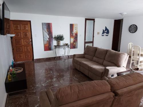 Condado Apartamento | Condado San Juan Prime location 5minsWalk To Beach
