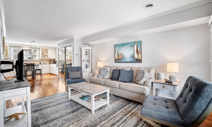 Brigantine Casa | Condo across from beautiful beach with Pool! Two Floors!