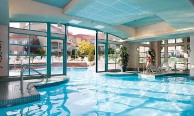 Kelowna Central Business District Condominio | Condo at Marriott Grand Okanagan Resort