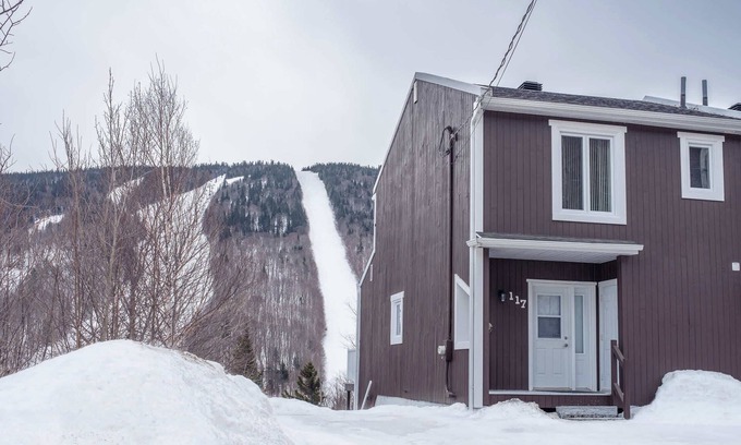 Saint-Philemon Chalet De Esquí | Condo Thibault 117 – Condo at the foot of the Massif du Sud