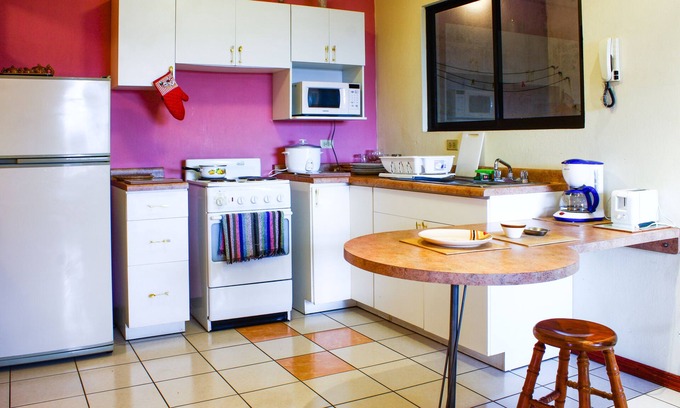 San Pedro Apartamento | CONDO CASA INN #3, BEST LOCATION FOR BUSINESS , VACATION,STUDIES AND HEALTH CARE