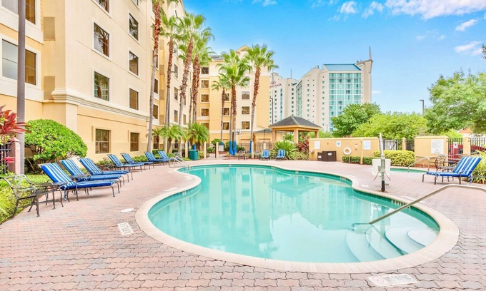 Florida Central Atlantic Coast Apartamento | Condo Close to Universal Studios - Pool, Hot Tub!