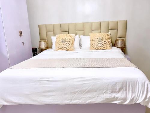 Puerto Princesa City Centre Apartamento | Condo Home in Puerto Princesa near PPS Airport