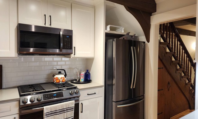Londonderry Condominio | Condo in Bromley mountains!
