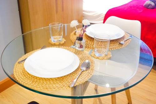 Bel-Air Apartamento | Condo in Makati with Fast WiFi, Free Pool, Netflix and Own Balcony