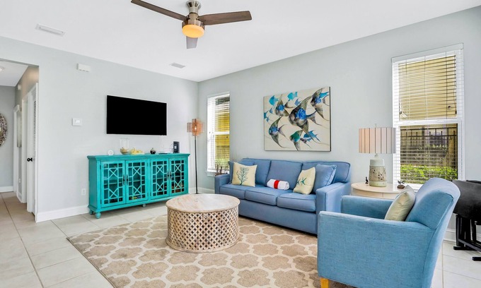 Dune Allen Beach Condominio | Condo near the beach with outdoor pool, BBQ, washer/dryer, streaming, central AC