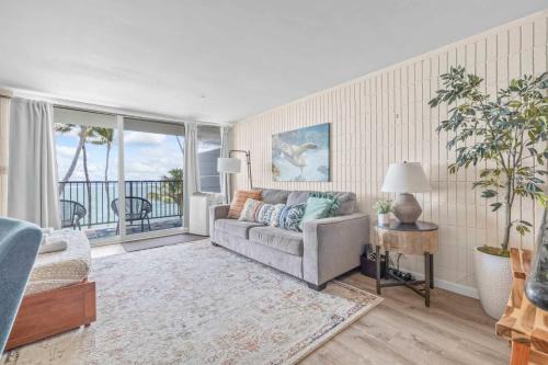 Punaluu Casa | Condo on Beach with AC
