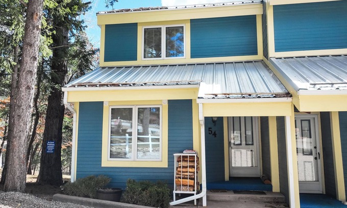 Cloudcroft Casa | Condo on the Golf Course!