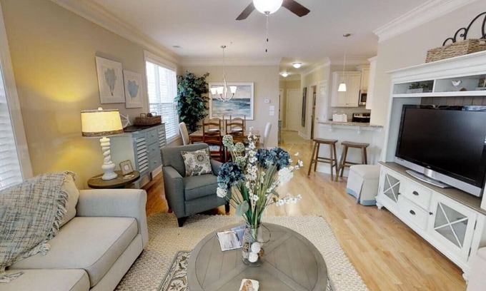 Murrells Inlet Apartamento | Condo steps from the Marsh Walk