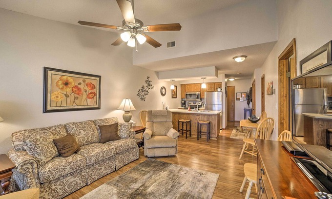 Notch Estates Condominio | ¡NUEVO! Acogedor condominio 2mi de Silver Dollar City!