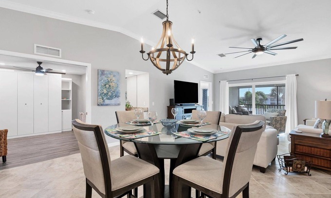 Punta Gorda Condominio | 🥇 Condo with Golf and Clubhouse Membership Transfer Included (CH1084)