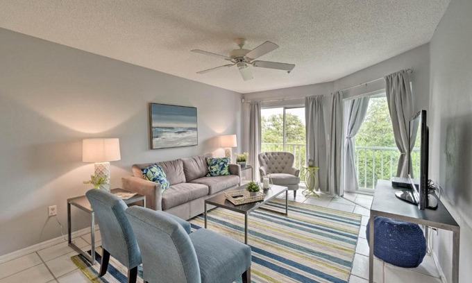 Holmes Beach Apartamento | Condo with Pool and Gulf Access on Anna Maria Island!