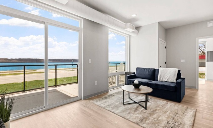 Lake City Condominio | Condo with stunning views of Lake Pepin - Attached Garage Unit 106