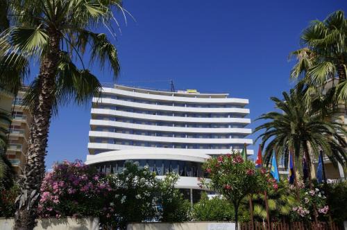 Porto d'Ascoli Apartamento | Condominio International
