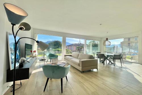 Menaggio Apartamento | Condominio Modern House