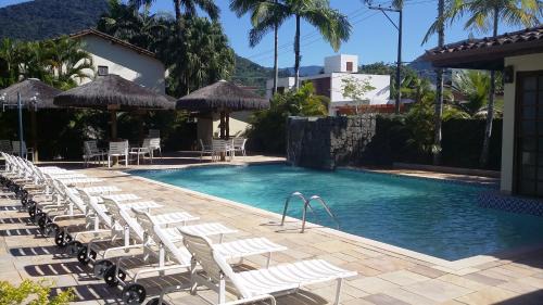 Praia da Enseada Apartamento | Condominio Via Marina