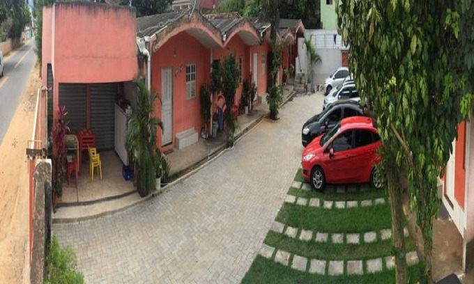 Guarapari Chalet De Esquí | Condominio de diez chalets y piscina para invitados. Excelente costo beneficio.
