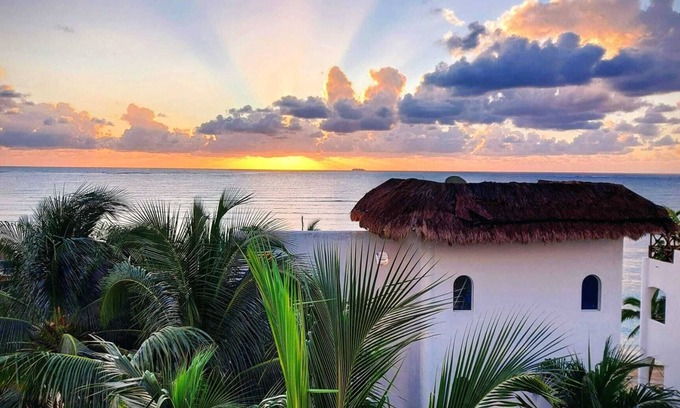 Puerto Morelos Villa | Condominio con acceso a la playa en la mejor zona residencial de Puerto Morelos
