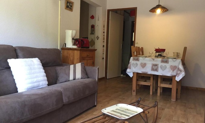 La Clusaz Apartamento | Confortable 3 pièces, départ ski, parking, WiFi, La Clusaz - FR-1-459-38